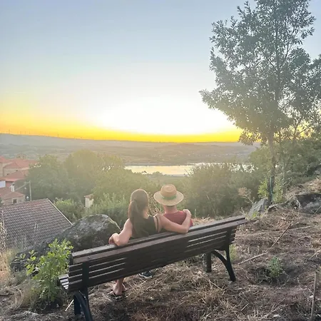 Casa Castro - Refugio Rural Em Fonte Arcada, Silencio E Conforto アパート Fonte Arcada