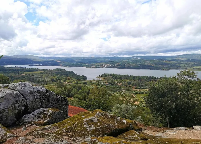 Casa Castro - Refúgio Rural Em Fonte Arcada, Silêncio E Conforto * Fonte Arcada